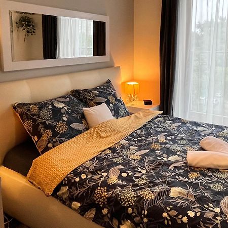 Cracow Stay Premium Apartments Free Parking - 3 X Room - 3 X Aircondition Краків Екстер'єр фото